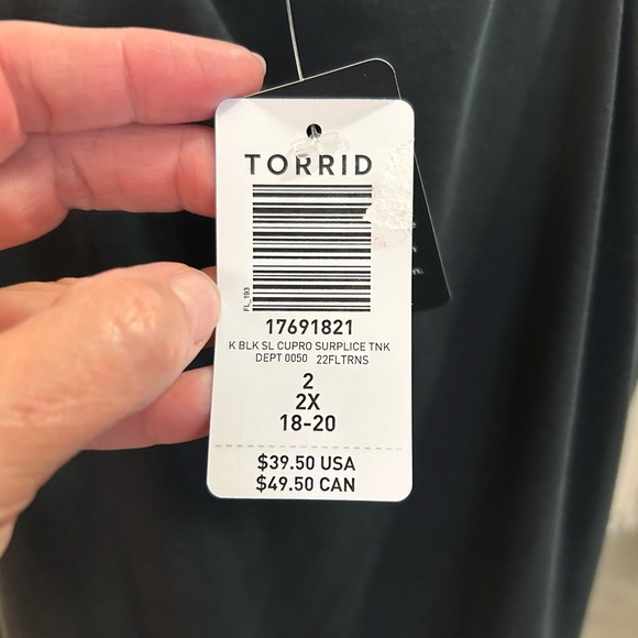 Torrid Surplice Tank - Cupro Black SZ 2X NWT - Picture 9 of 9